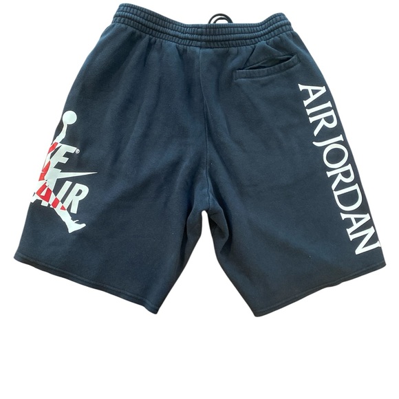 Jordan Men's Black Athletic Shorts - Picture 2 of 6